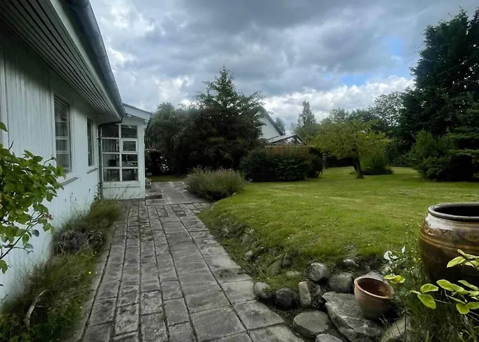 Сasa de vacaciones Spacious With Large Plot By Bureso