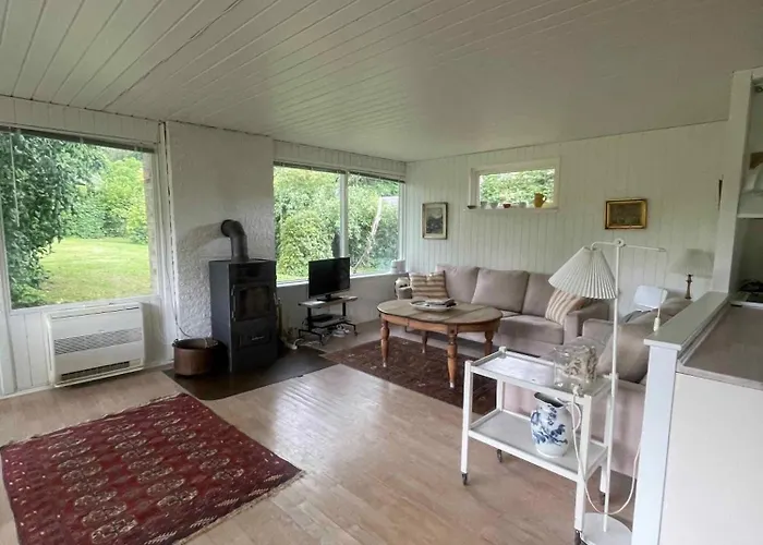 Spacious With Large Plot By Bureso * Slangerup